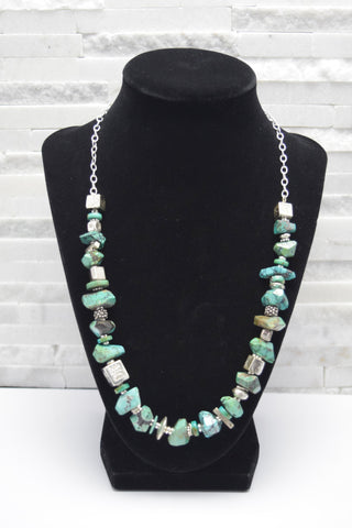 Beautiful Turquoise & Sterling Silver Necklace