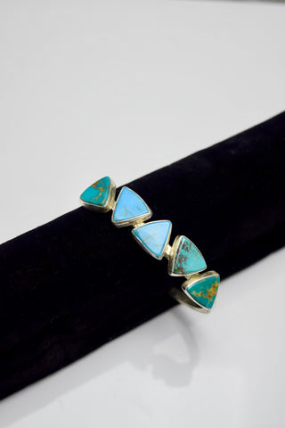 A Wild Blue Kingman Turquoise Bracelet